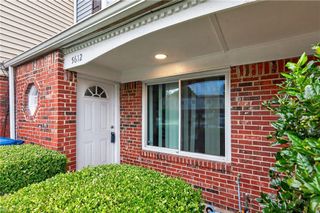 5612 Banbury CT, Virginia Beach, VA 23462