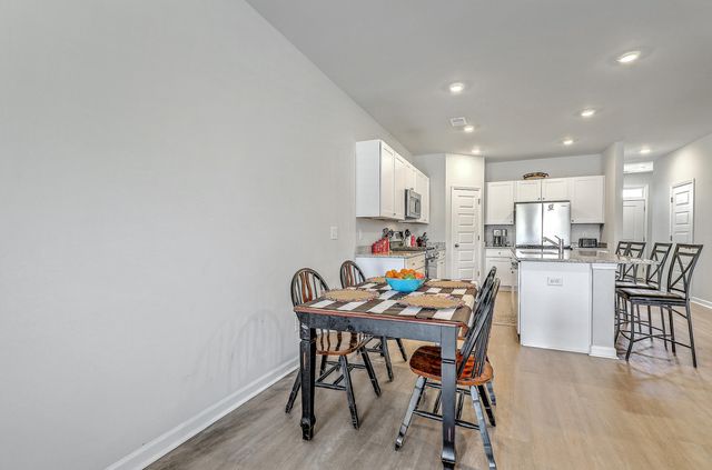 147 Pine Gate Drive, Summerville, SC 29483