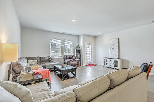 147 Pine Gate Drive, Summerville, SC 29483