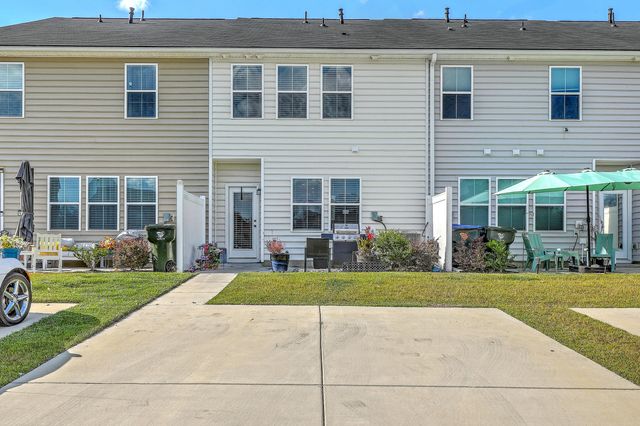 147 Pine Gate Drive, Summerville, SC 29483