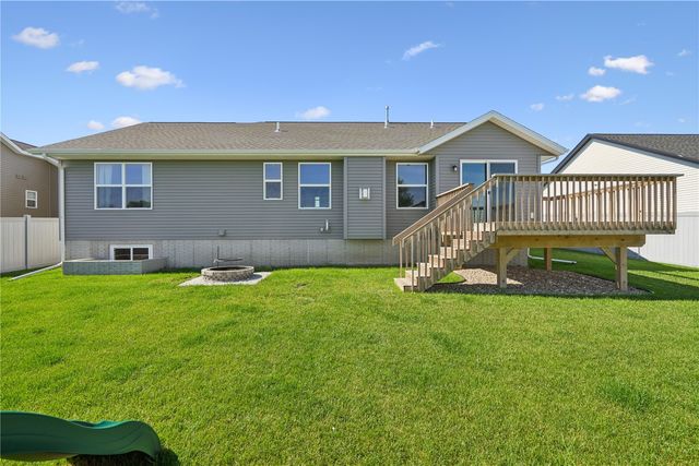 6154 Glenwood Drive, Marion, IA 52302