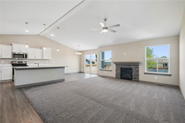 6154 Glenwood Drive, Marion, IA 52302