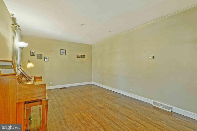 515 N CLINTON AVE, Wenonah, NJ 08090