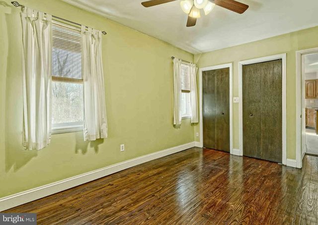 515 N CLINTON AVE, Wenonah, NJ 08090