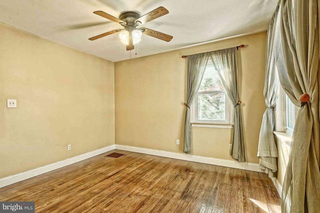 515 N CLINTON AVE, Wenonah, NJ 08090