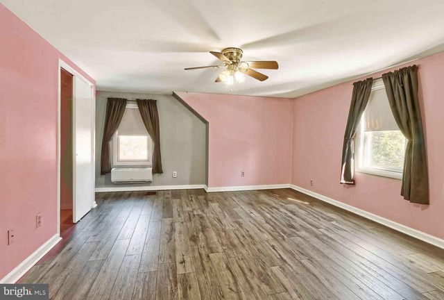 515 N CLINTON AVE, Wenonah, NJ 08090