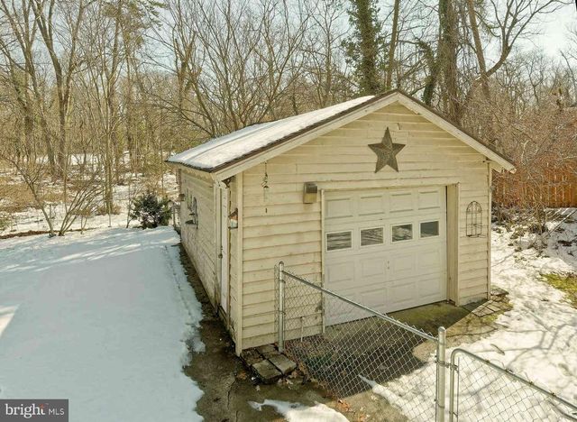 515 N CLINTON AVE, Wenonah, NJ 08090