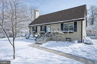 515 N CLINTON AVE, Wenonah, NJ 08090