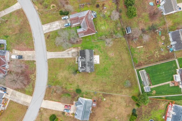 2656 Marymont Dr, Clarksville, TN 37042