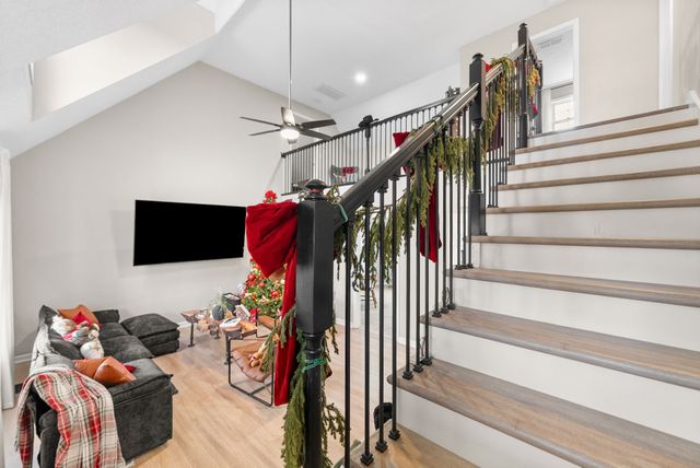 2656 Marymont Dr, Clarksville, TN 37042