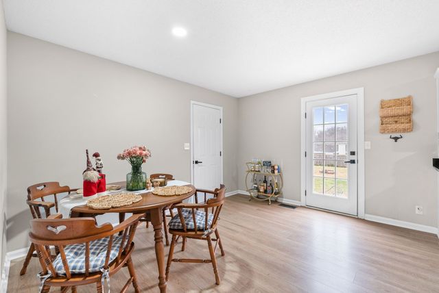 2656 Marymont Dr, Clarksville, TN 37042