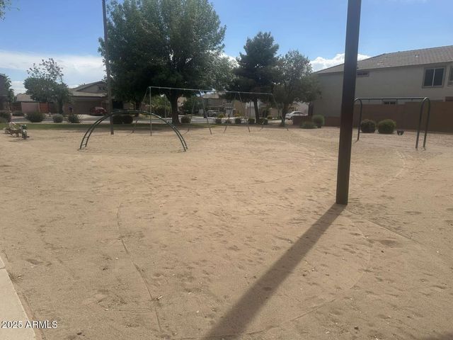 2823 S CANFIELD Street, Mesa, AZ 85212