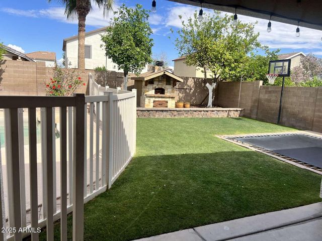 2823 S CANFIELD Street, Mesa, AZ 85212