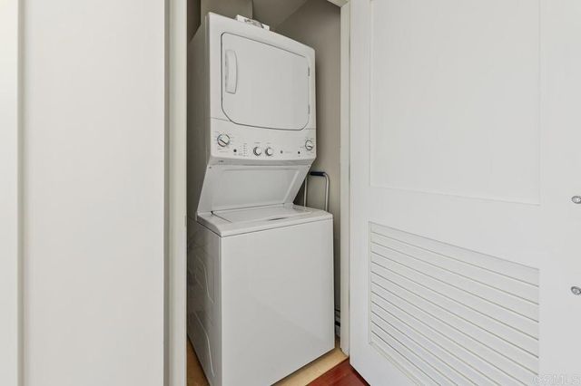 700 W E Street 801, San Diego, CA 92101