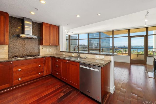 700 W E Street 801, San Diego, CA 92101