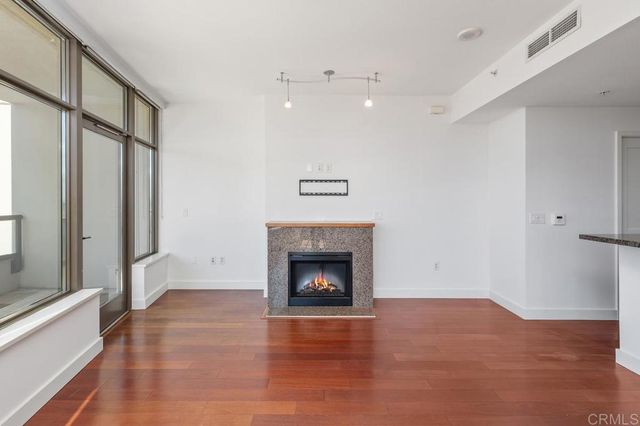 700 W E Street 801, San Diego, CA 92101