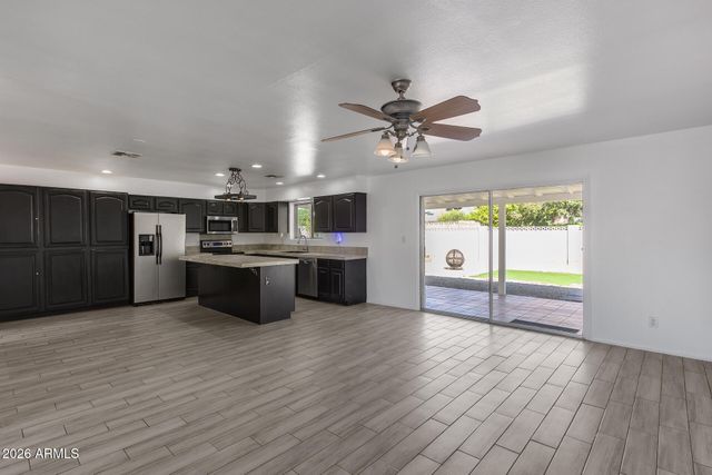8544 E OSBORN Road, Scottsdale, AZ 85251