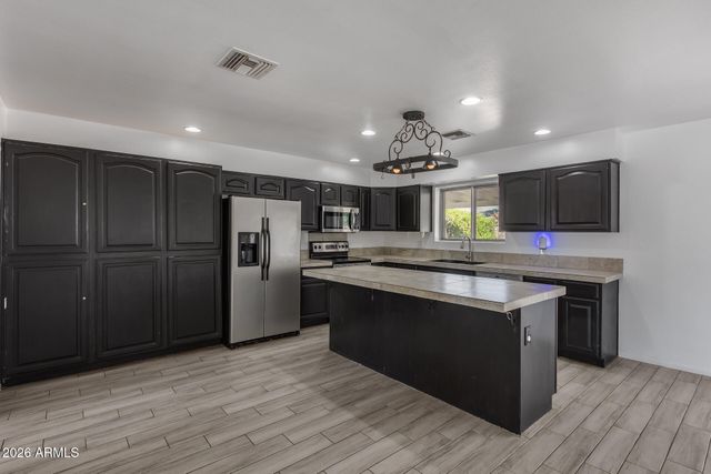 8544 E OSBORN Road, Scottsdale, AZ 85251