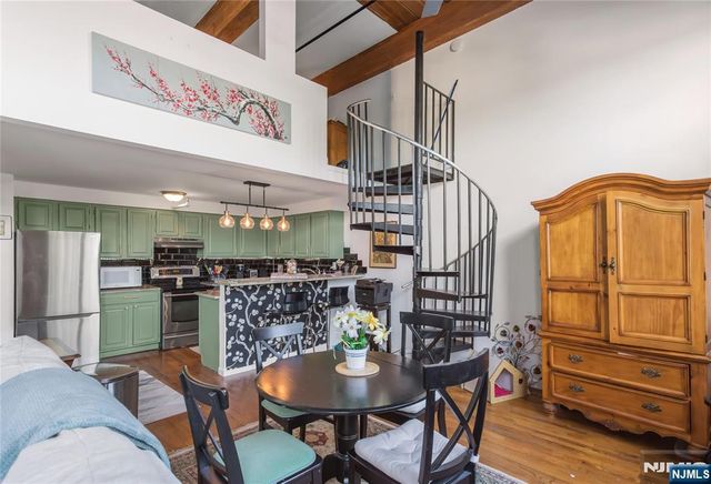 366-382 Trenton 4E, Paterson, NJ 07503