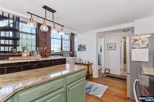 366-382 Trenton 4E, Paterson, NJ 07503