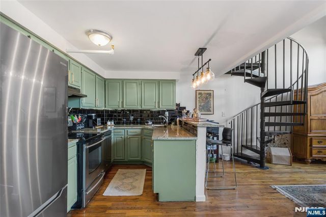 366-382 Trenton 4E, Paterson, NJ 07503