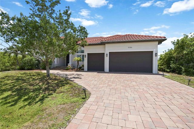 10386 WINNIPEG STREET, Port Charlotte, FL 33981