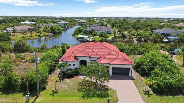 10386 WINNIPEG STREET, Port Charlotte, FL 33981