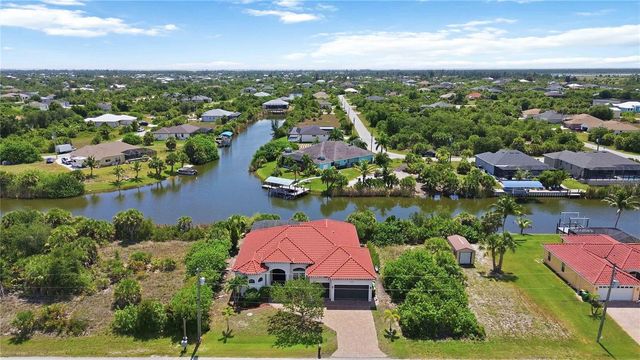 10386 WINNIPEG STREET, Port Charlotte, FL 33981