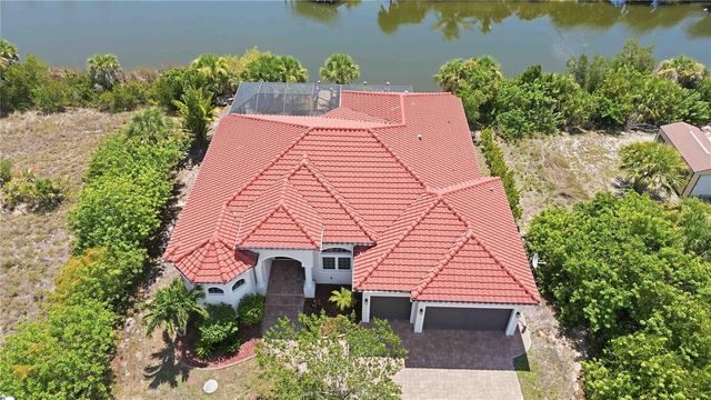 10386 WINNIPEG STREET, Port Charlotte, FL 33981