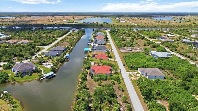 10386 WINNIPEG STREET, Port Charlotte, FL 33981