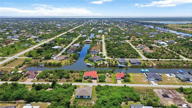 10386 WINNIPEG STREET, Port Charlotte, FL 33981