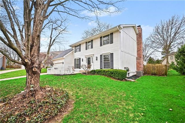 11620 Woodward Street, Overland Park, KS 66210