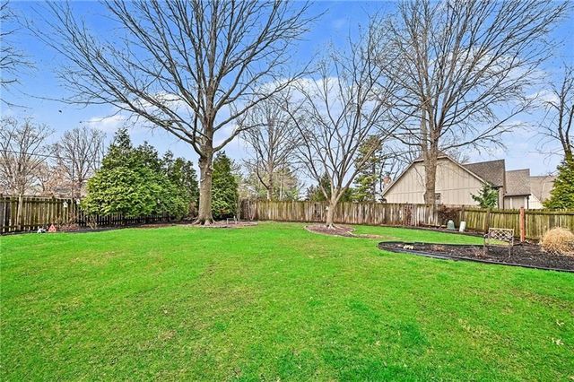 11620 Woodward Street, Overland Park, KS 66210