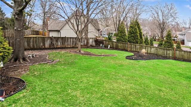 11620 Woodward Street, Overland Park, KS 66210
