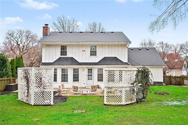 11620 Woodward Street, Overland Park, KS 66210