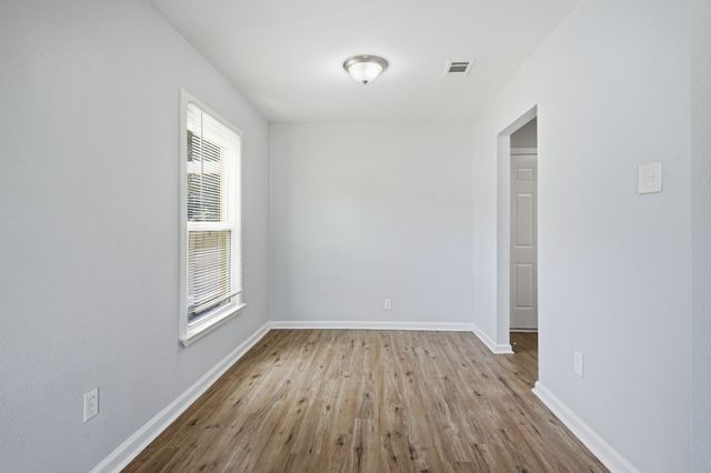 1450 Holcomb Road, Dallas, TX 75217