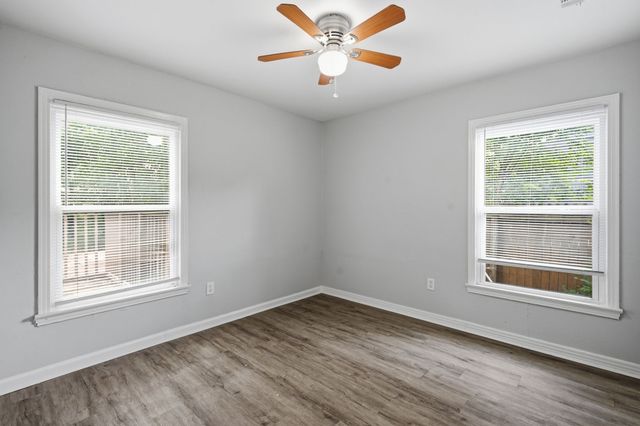 1450 Holcomb Road, Dallas, TX 75217