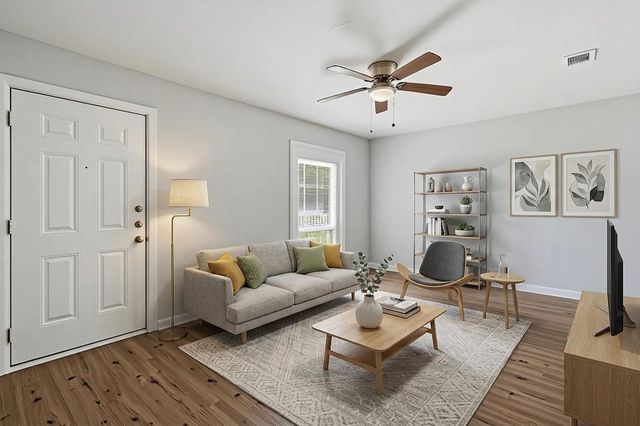 1450 Holcomb Road, Dallas, TX 75217