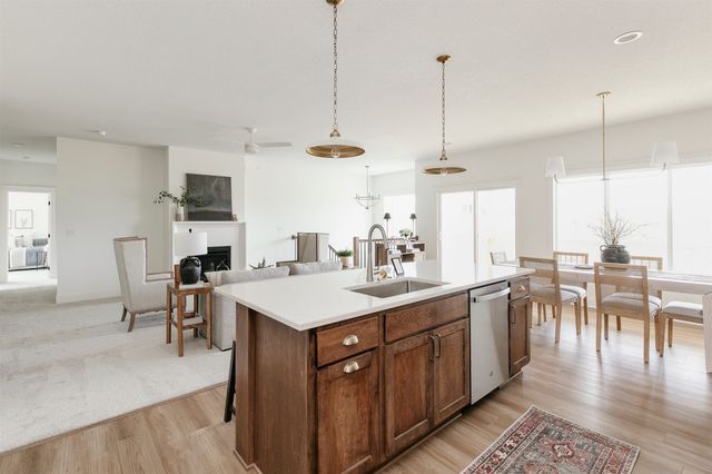 2001 Bluebell Drive, Norwalk, IA 50211