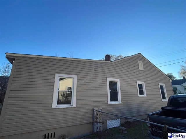 426 Manor, Florence, SC 29501