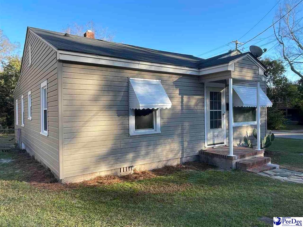 426 Manor, Florence, SC 29501