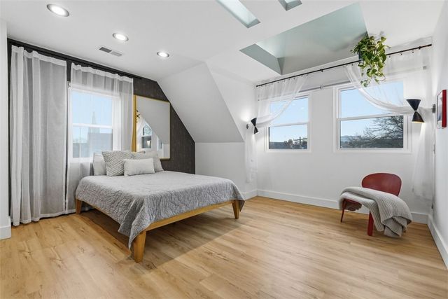 600 Shady Ave C, Shadyside, PA 15206