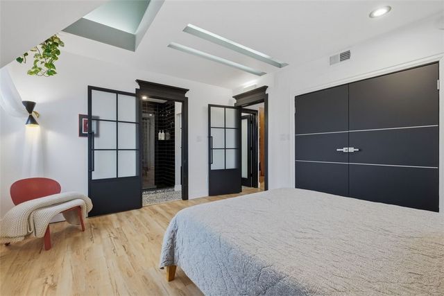 600 Shady Ave C, Shadyside, PA 15206