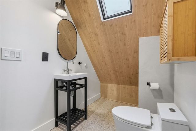 600 Shady Ave C, Shadyside, PA 15206