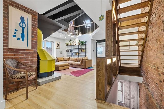 600 Shady Ave C, Shadyside, PA 15206