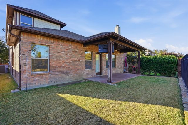 3913 Weatherstone Drive, Fort Worth, TX 76137