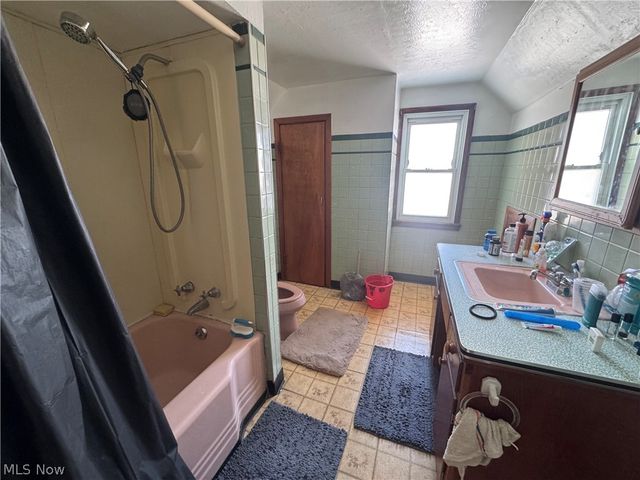 3926 W 22nd Street, Cleveland, OH 44109