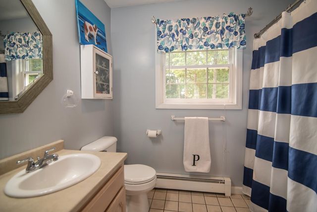 7 Dove Road, Hooksett, NH 03106