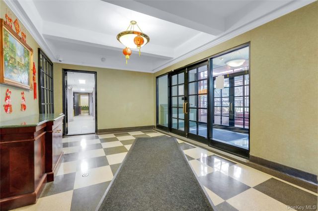 26-21 Union Street 4F, Flushing, NY 11354