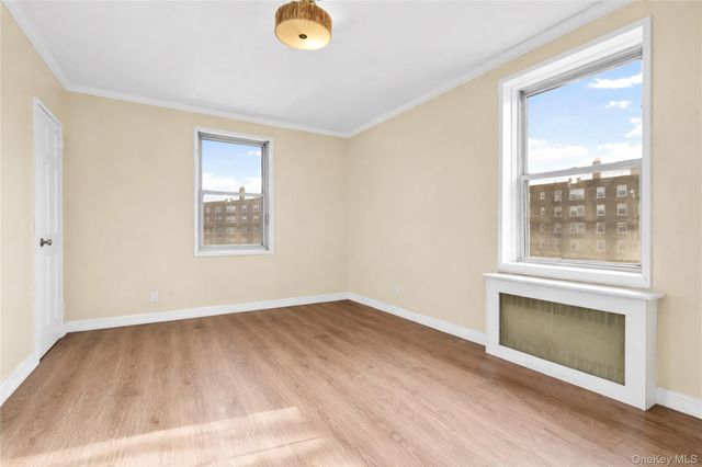 26-21 Union Street 4F, Flushing, NY 11354